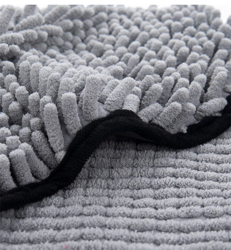 Super Absorbent Pet Bath Towel | Quick-Drying Microfiber Dog & Cat Bathrobe